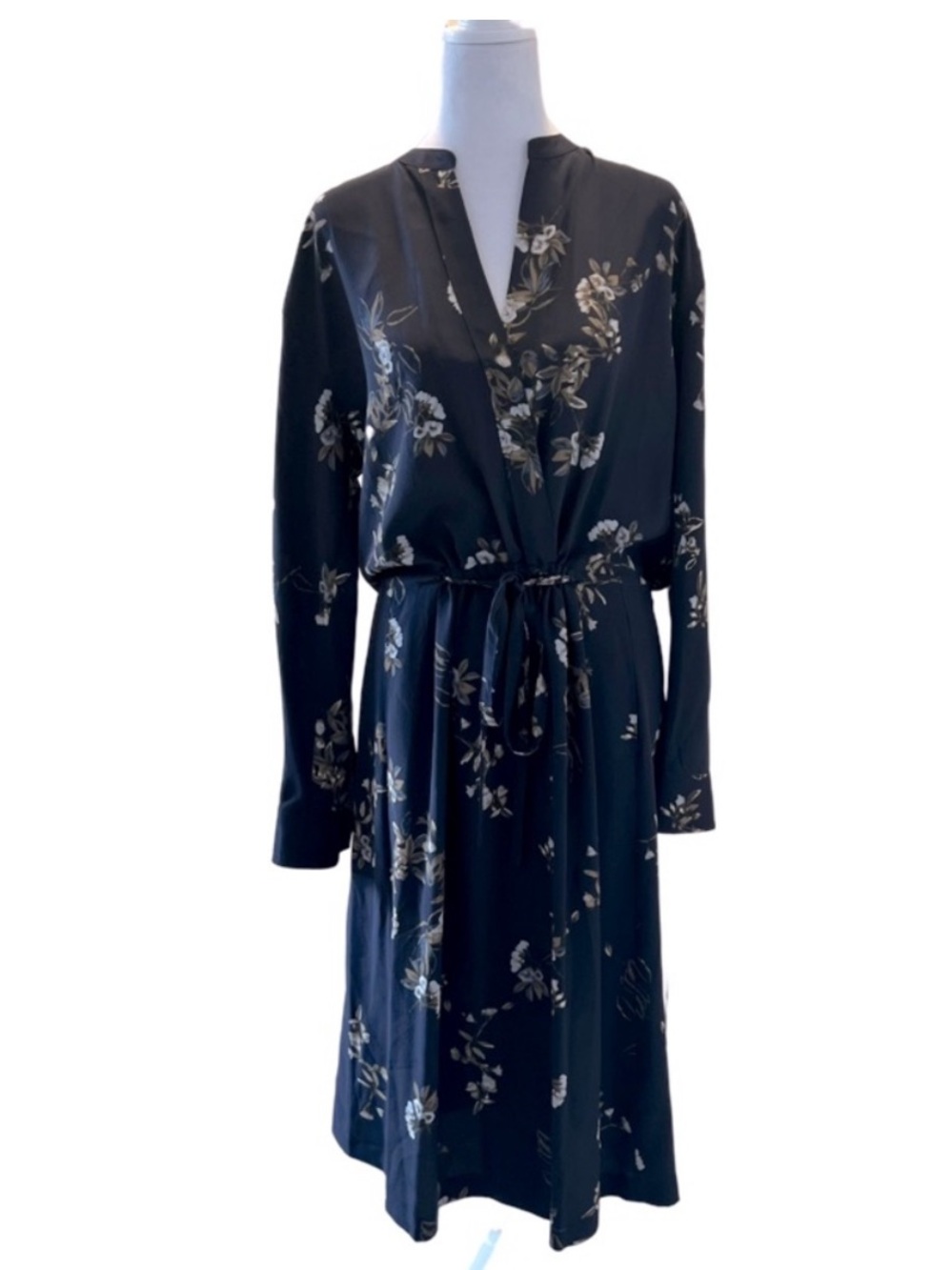 Vince 100% Silk Midi Shirt Dress Spaced Floral Gathered Long Sleeve Navy Blue XS